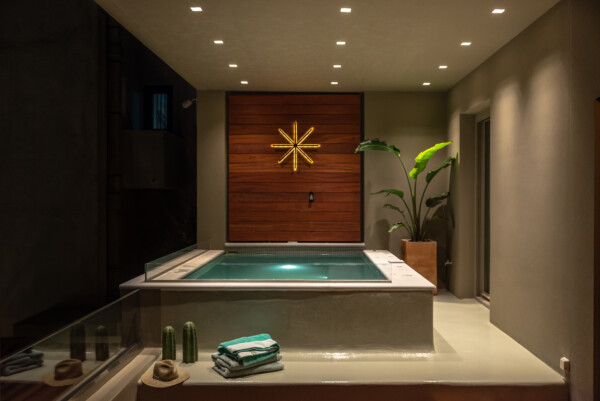 JACUZZI SUITE-148