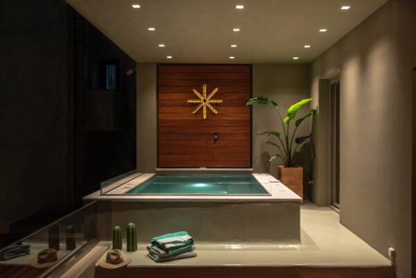 JACUZZI SUITE-148